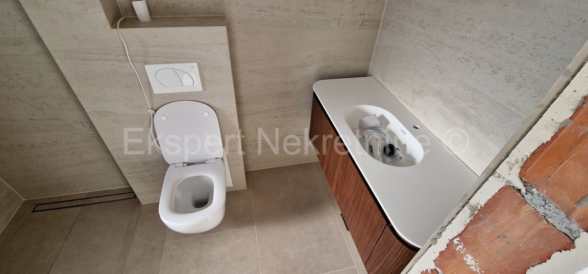 Čiovo, Okrug G., 3-bedroom apartment 99m2, new building, view of the sea and islands