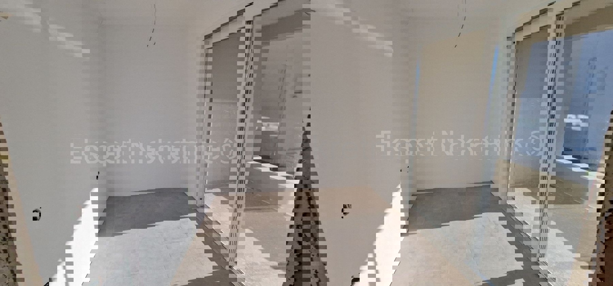 Čiovo, Okrug G., 3-bedroom apartment 99m2, new building, view of the sea and islands