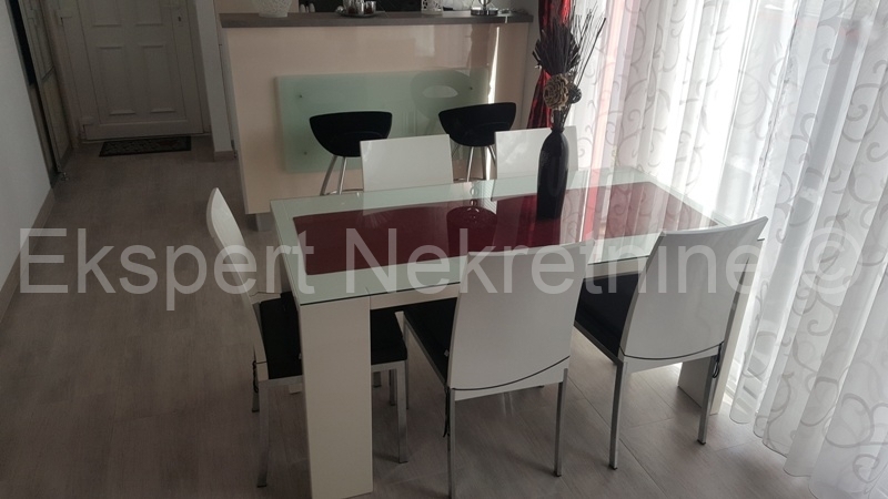 Trogir, two-bedroom apartment 67 m2, new construction, furnished