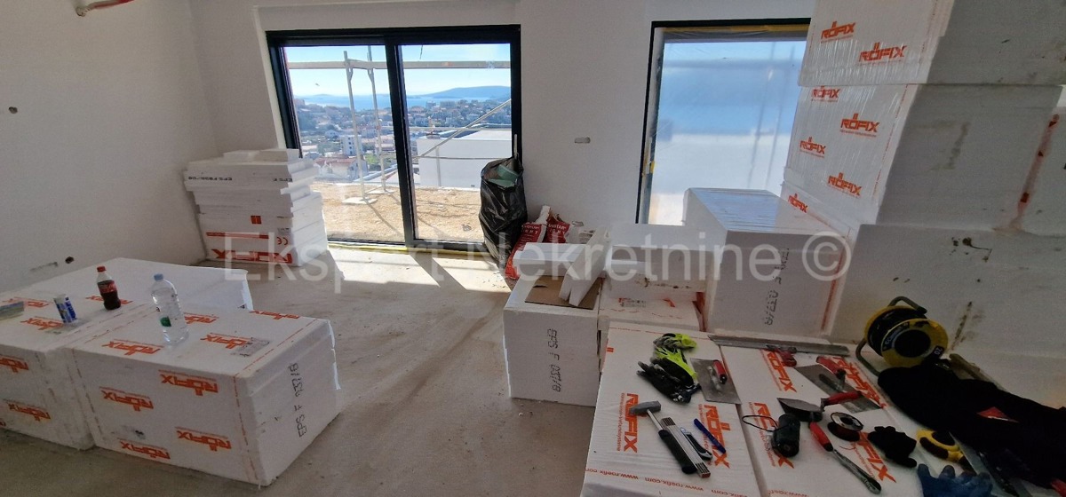 Seget Vranjica, villa 220 m2 on 2 floors.new construction, sea view