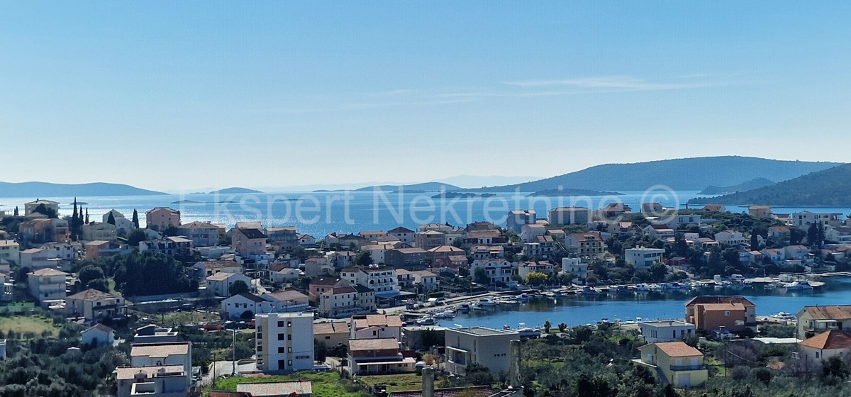 Seget Vranjica, villa 220 m2 on 2 floors.new construction, sea view