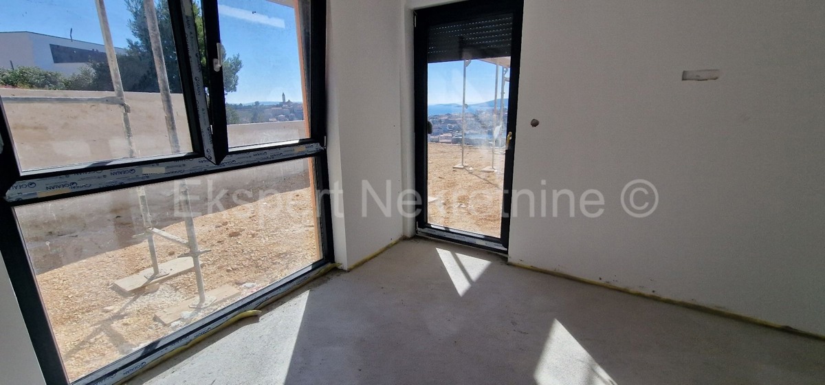 Seget Vranjica, villa 220 m2 on 2 floors.new construction, sea view