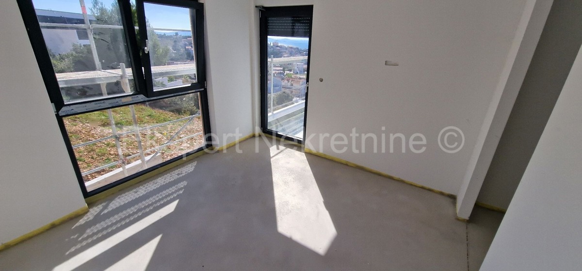 Seget Vranjica, villa 220 m2 on 2 floors.new construction, sea view