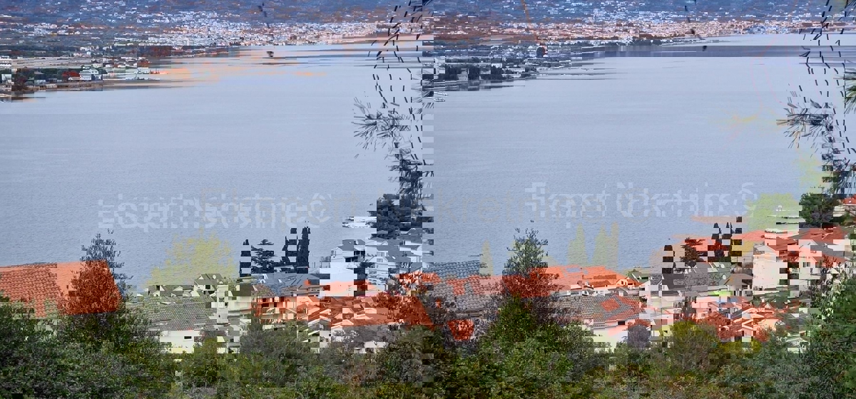 Trogir, Mastrnika, building plot 1200 m2, open sea view