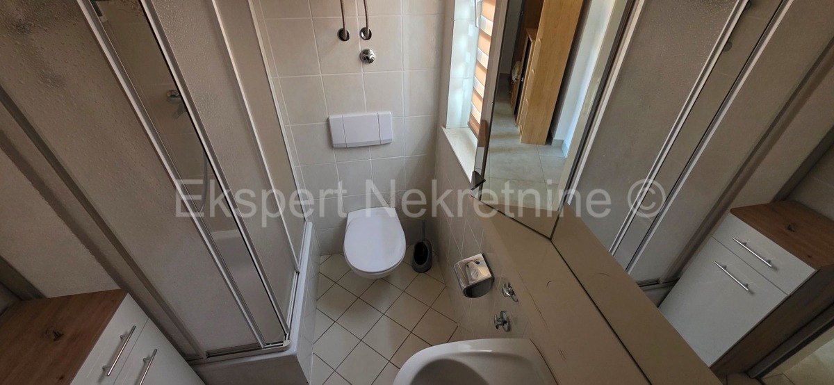 Primošten, Supljak, detached house 400 m2 with large basement and 2 apartments