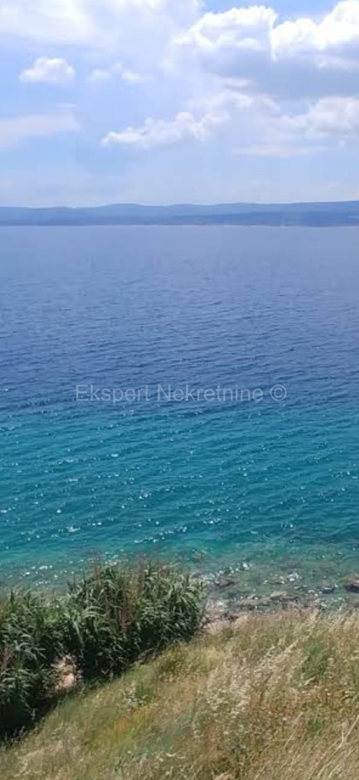 Omiš, Rogoznica - terreno edificabile 1249m2, vicino al mare