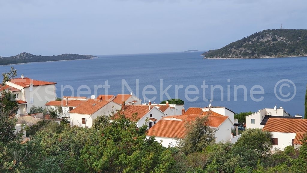 Rogoznica, Ljoljinica, Građev. terreno 1766 m2, 120 m dal mare, vista