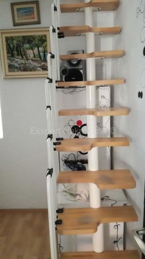 Trogir, casa in pietra a più piani di 120m2 nel centro storico