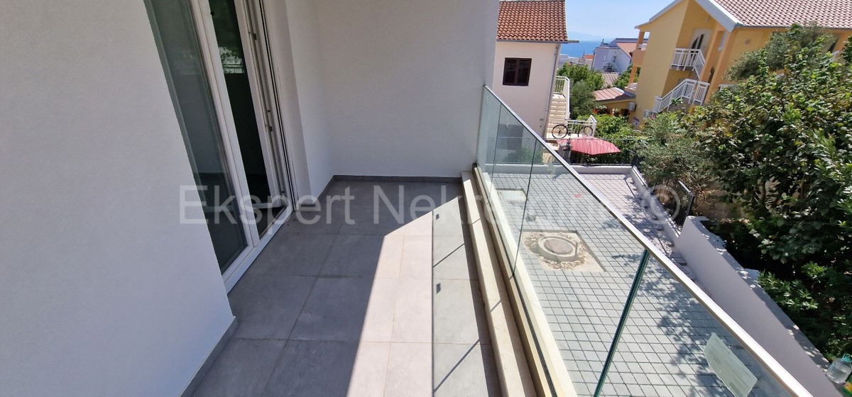 Čiovo, Okrug G., 1 bedroom apartment 54 m2, large terrace, new construction, view
