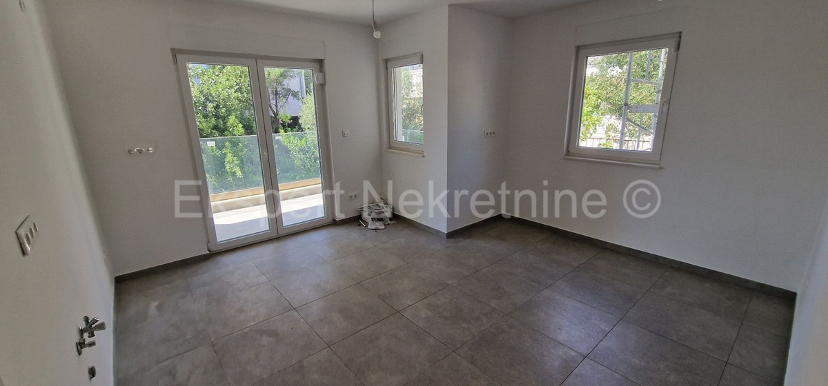 Čiovo, Okrug G., 1 bedroom apartment 54 m2, large terrace, new construction, view