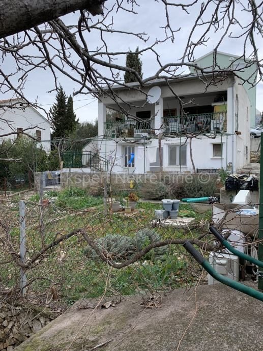 Seget Vranjica, casa indipendente 104m2 con giardino 340m2