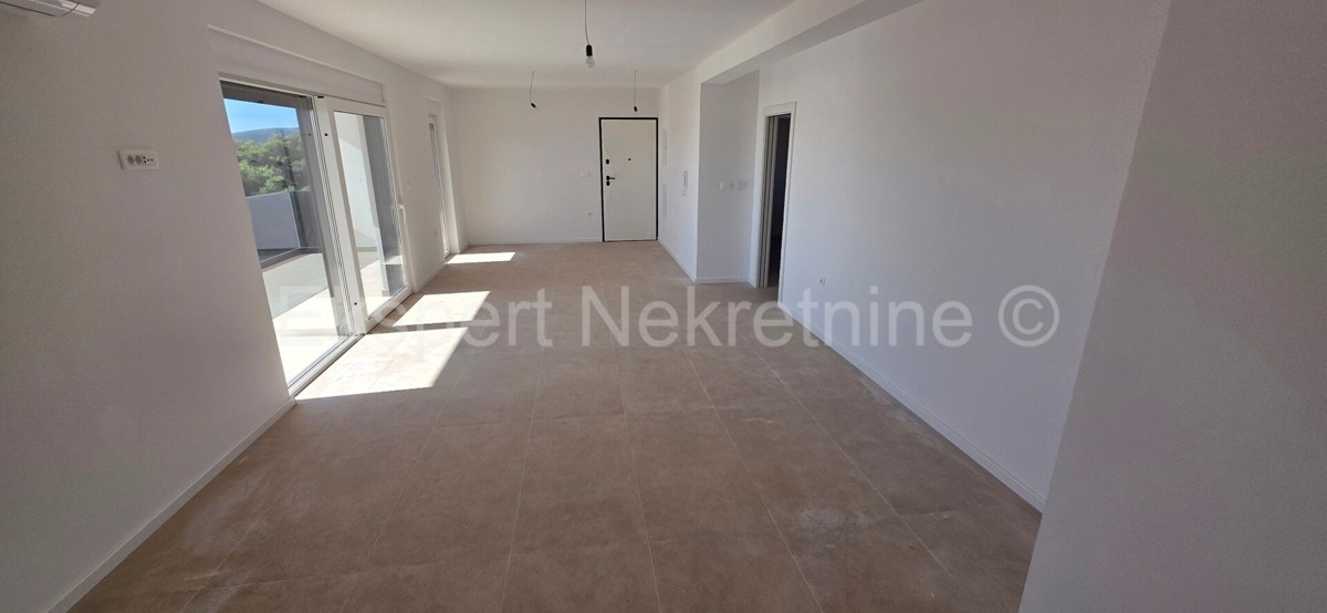 Seget Vranjica, appartamento di 3 locali 129 m2 con vista mare, di nuova costruzione