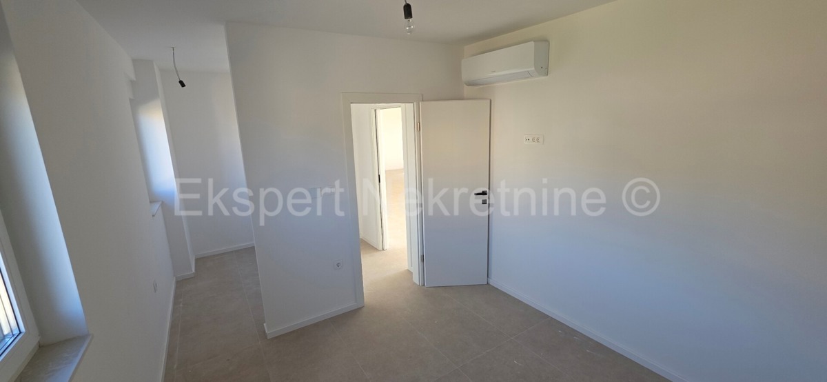 Seget Vranjica, appartamento di 3 locali 129 m2 con vista mare, di nuova costruzione