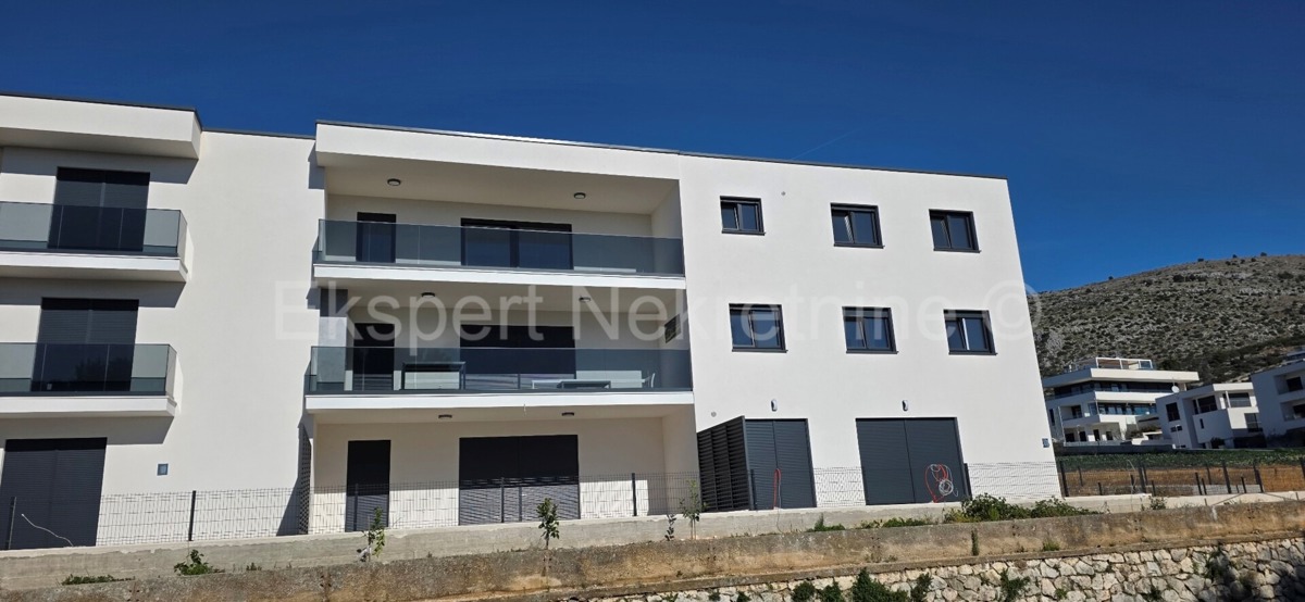 Seget Vranjica, appartamento di 3 locali 129 m2 con vista mare, di nuova costruzione