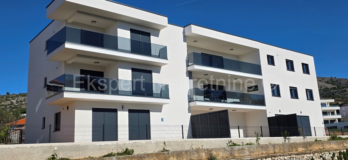 Seget Vranjica, appartamento di 3 locali 129 m2 con vista mare, di nuova costruzione