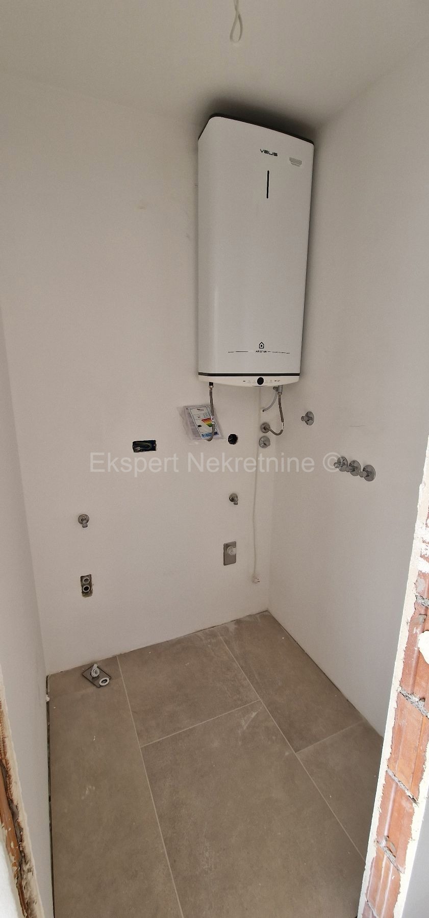 Čiovo, Okrug G., 3-bedroom apartment 114m2 + garden 202m2 + private pool 19m2