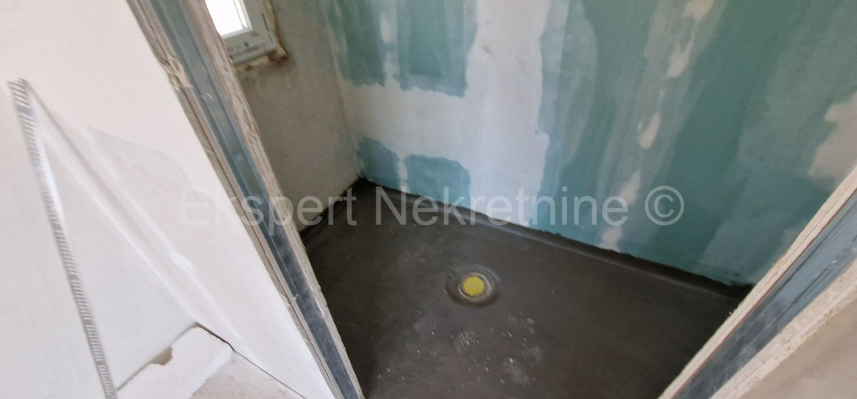 Seget D., penthouse 108 m2, new building, elevator, sea view