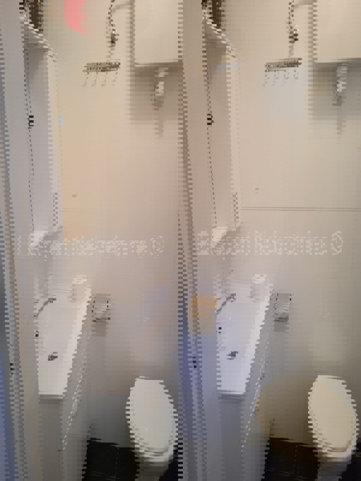Stobreč, casa in pietra con 2 unità abitative, a 30 m dal mare, vista mare