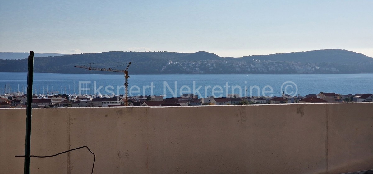 Seget D., penthouse 2-bedroom 98 m2, new building, sea view