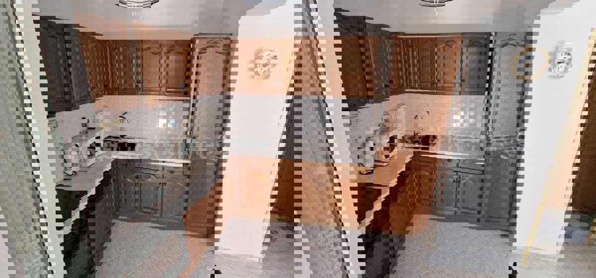 Čiovo, Okrug G. detached house 224 m2, second row from the sea, sea view