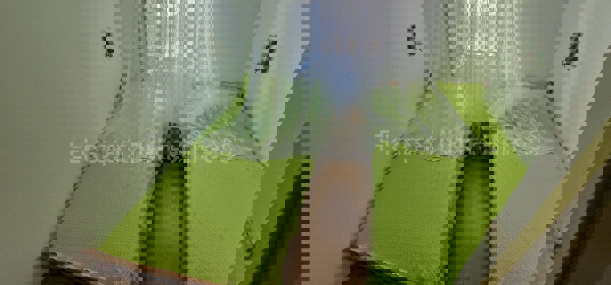 Čiovo, Okrug G. detached house 224 m2, second row from the sea, sea view