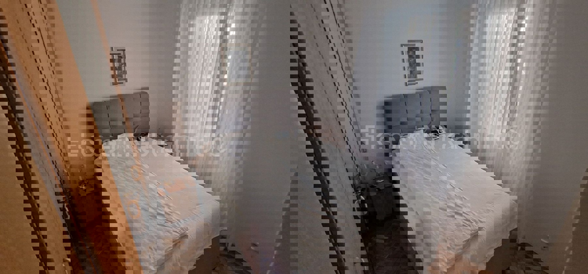 Čiovo, Okrug G. detached house 224 m2, second row from the sea, sea view