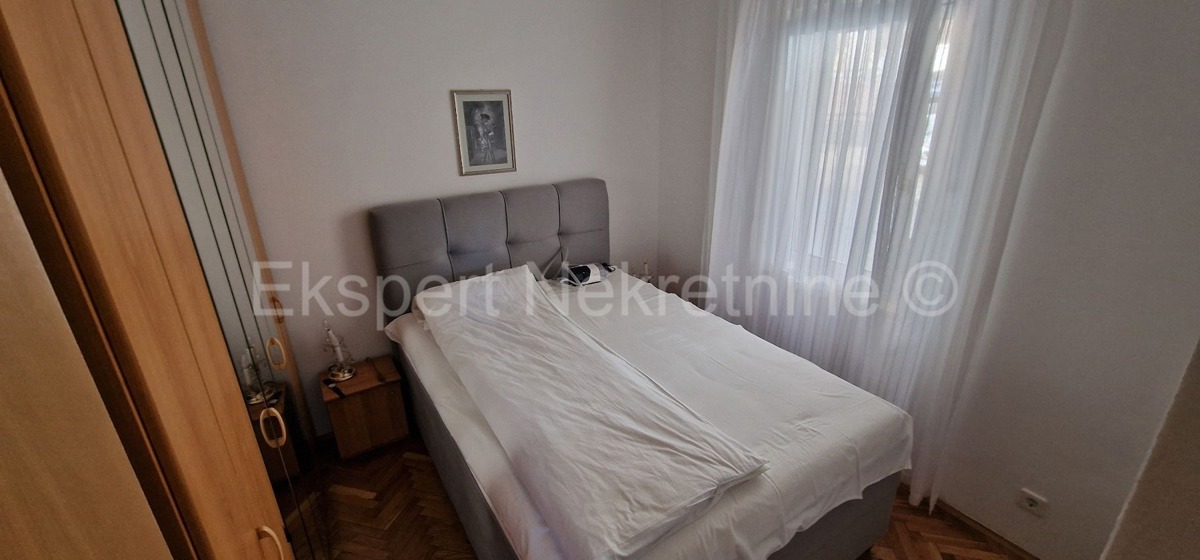 Čiovo, Okrug G. detached house 224 m2, second row from the sea, sea view