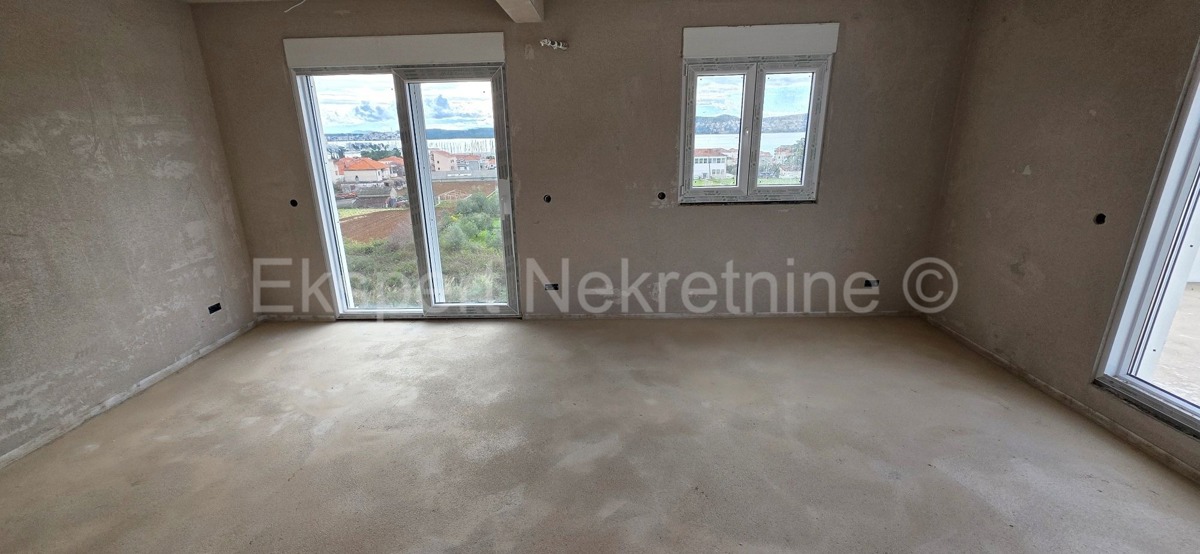 Seget D., penthouse 59 m2 + 47 m2 terrace, new building, sea view, soon