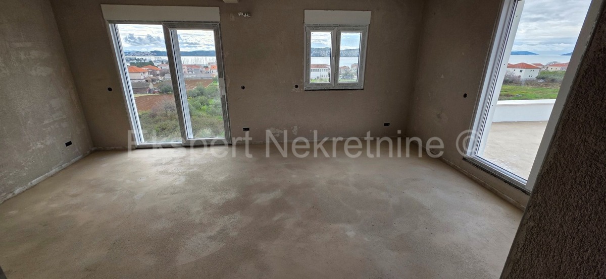 Seget D., penthouse 59 m2 + 47 m2 terrace, new building, sea view, soon