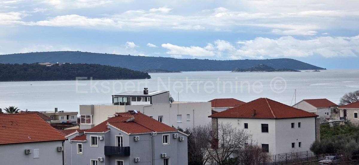 Seget D., penthouse 59 m2 + 47 m2 terrace, new building, sea view, soon