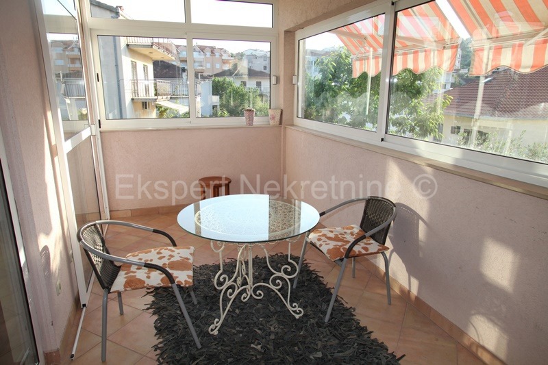 Čiovo,Okrug G., casa indipendente di 280 m2 con ampio giardino