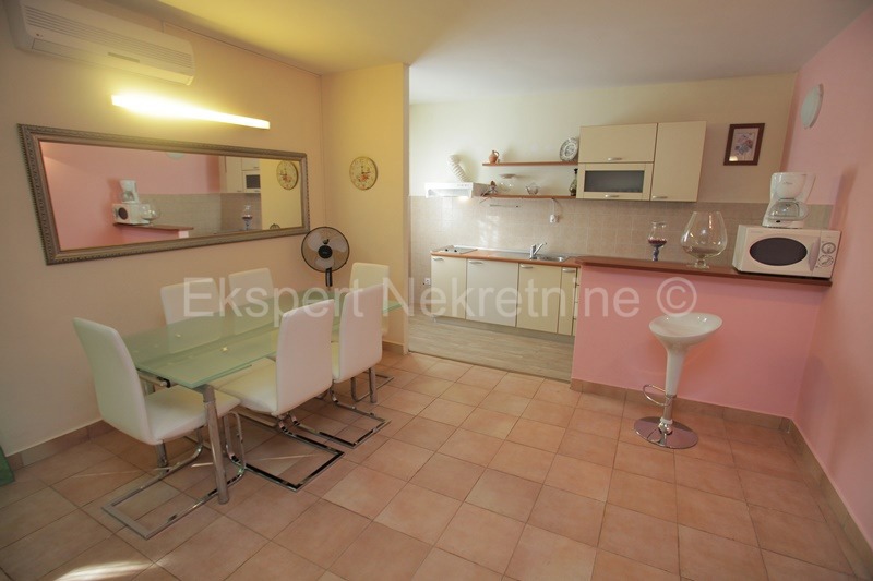 Čiovo,Okrug G., casa indipendente di 280 m2 con ampio giardino