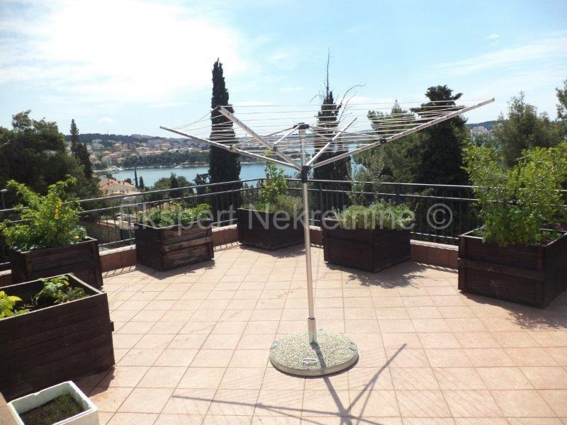 Trogir, Saldun, casa indipendente 133 m2, di nuova costruzione, vista