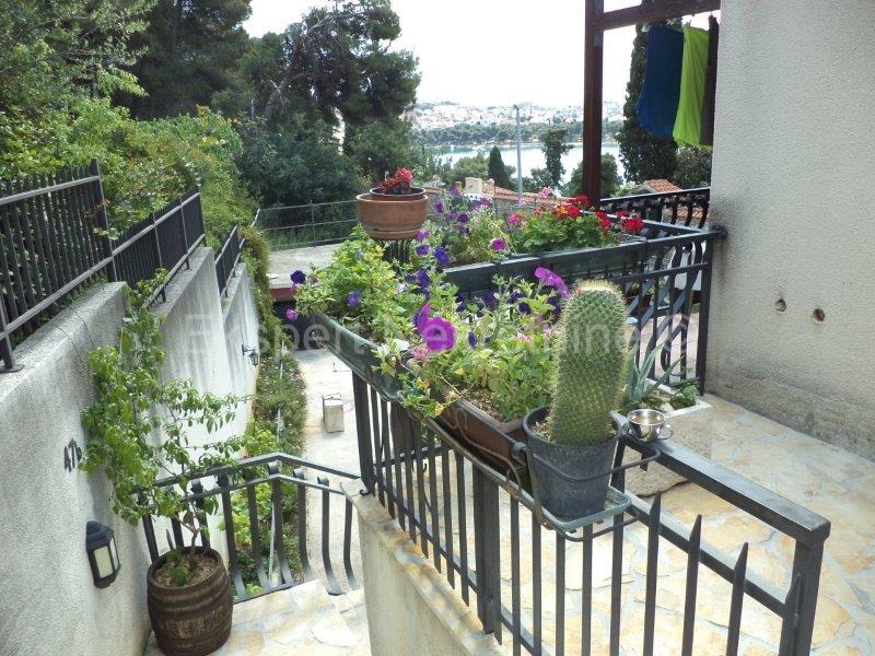 Trogir, Saldun, casa indipendente 133 m2, di nuova costruzione, vista