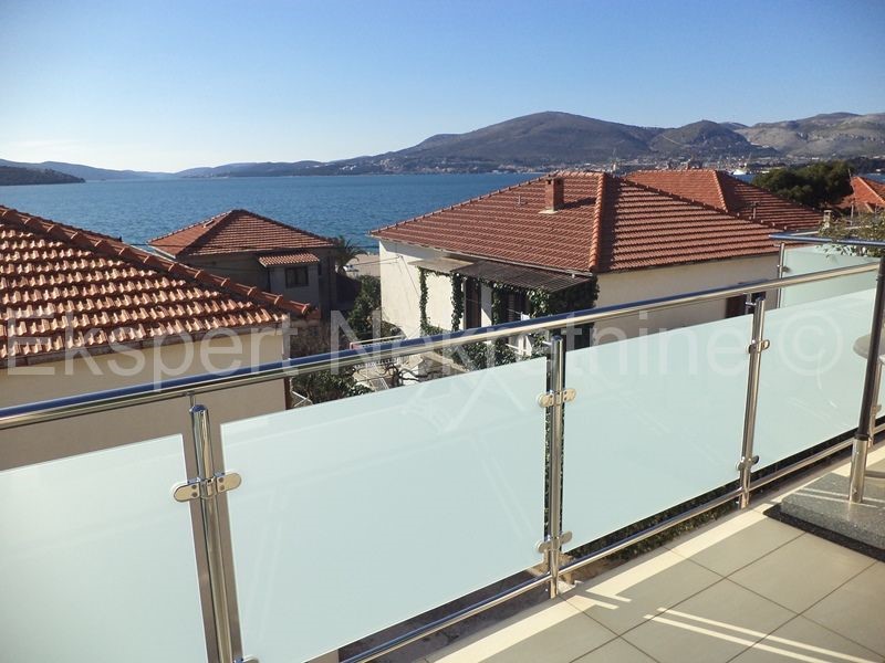 Čiovo,Okrug , casa 530m2, vicino ad una grande spiaggia, ideale per l'affitto