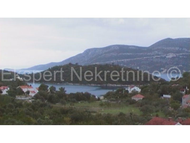 Korčula, Žrnovo, terreno edificabile 1500 m2 vicino alla spiaggia