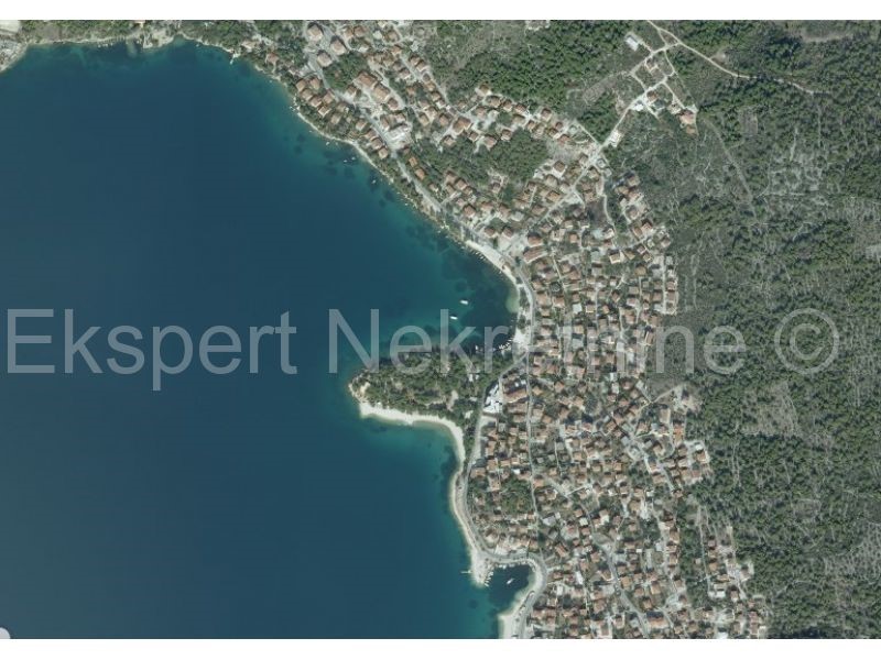 Čiovo, Okrug Gornji, edificio terreno 5000 m2, vista mare