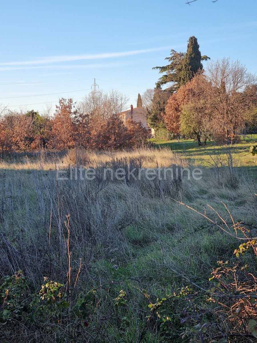 Monte Sherpo - terreno edificabile 1549 m2 in posizione tranquilla!