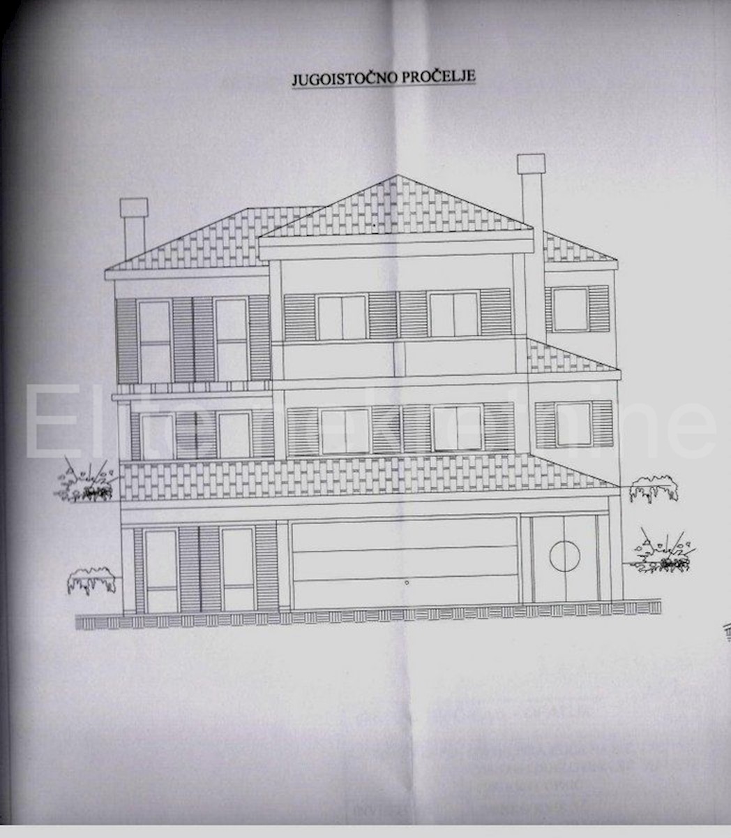 Oprić - terreno edificabile con licenza edilizia