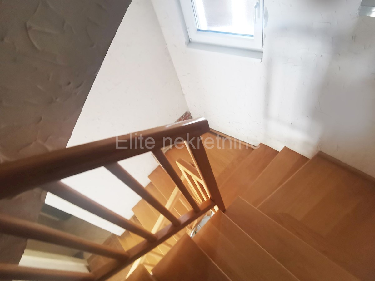 Medulin - casa ristrutturata nel centro della città