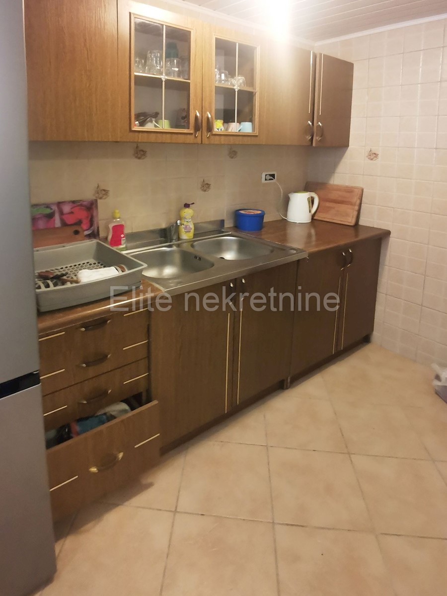 Medulin - casa ristrutturata nel centro della città