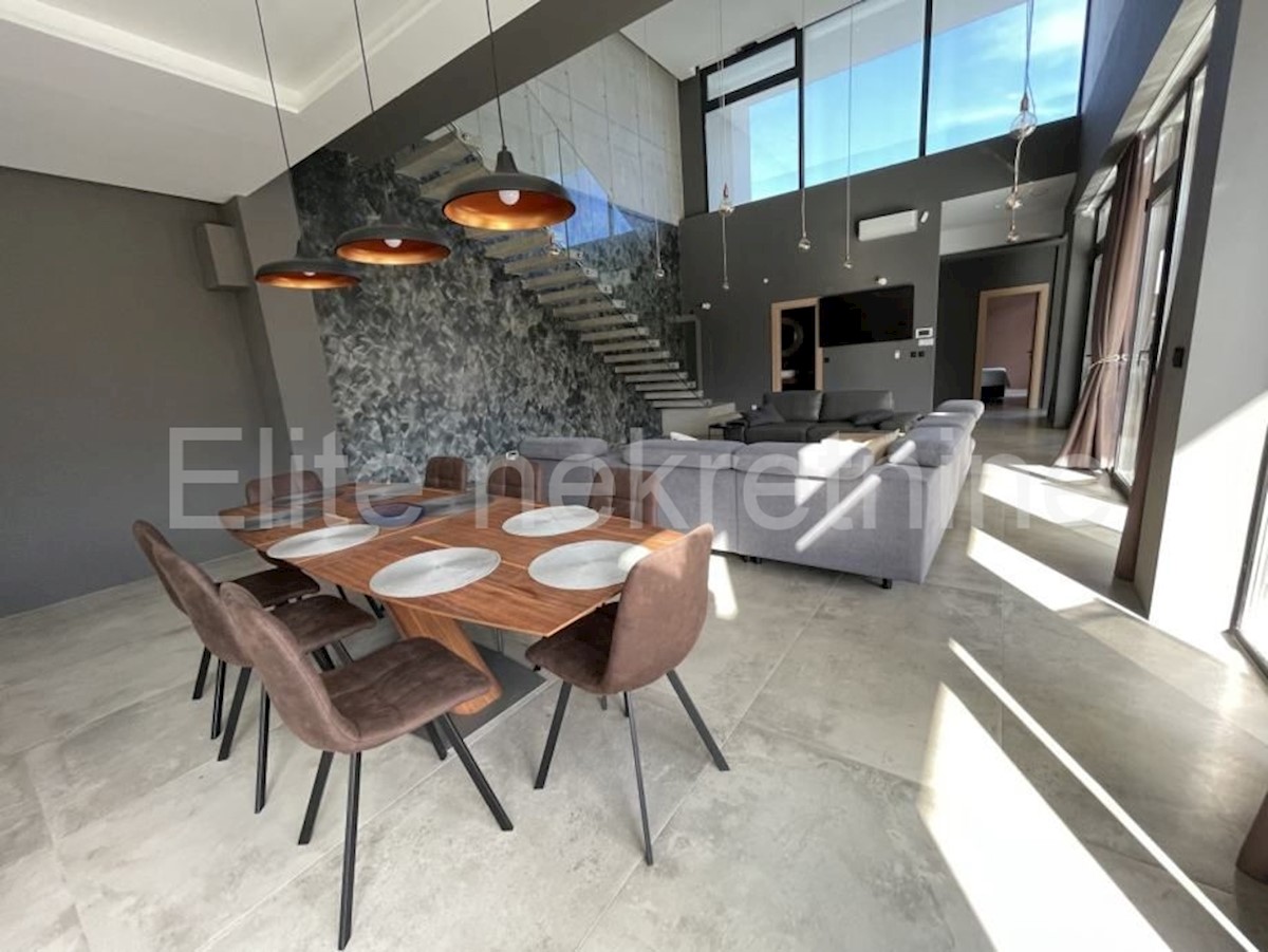 Lisignano - nuova villa in vendita a 500 metri dal mare!