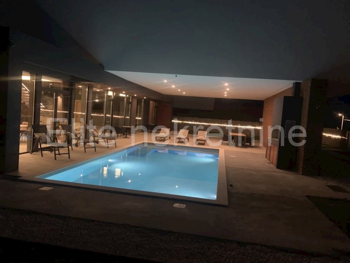 Lisignano - nuova villa in vendita a 500 metri dal mare!
