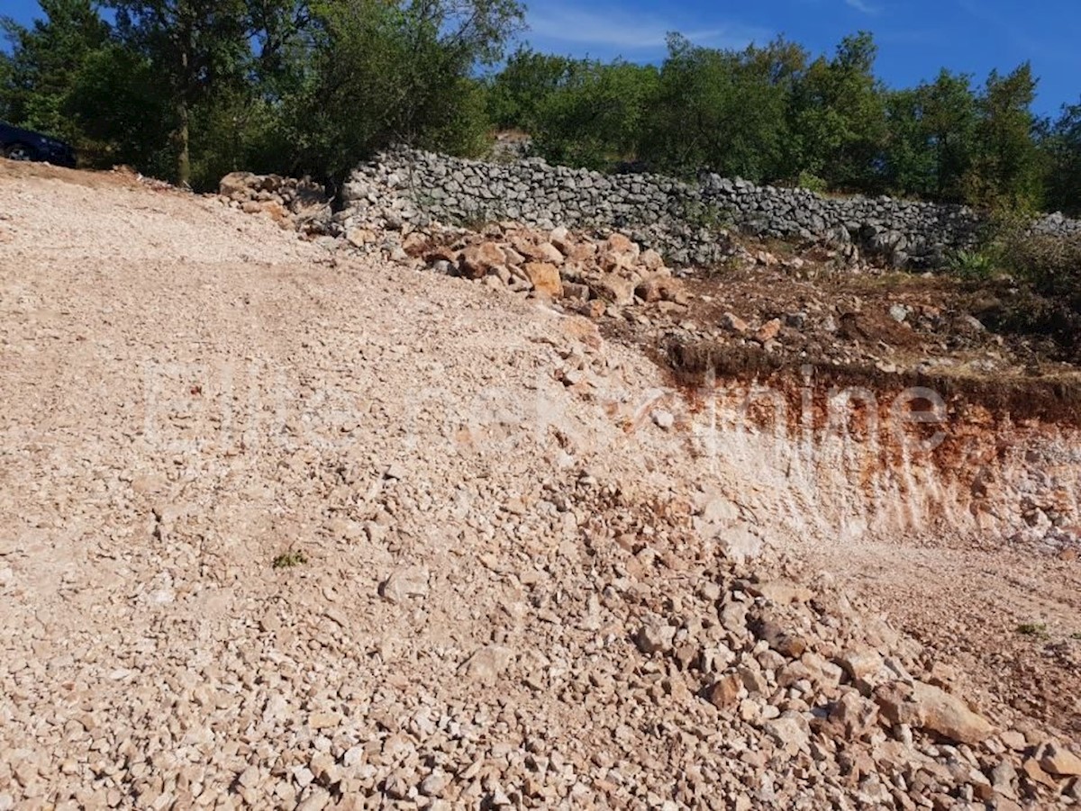 Hreljin - ottimo terreno edificabile con vista sul mare