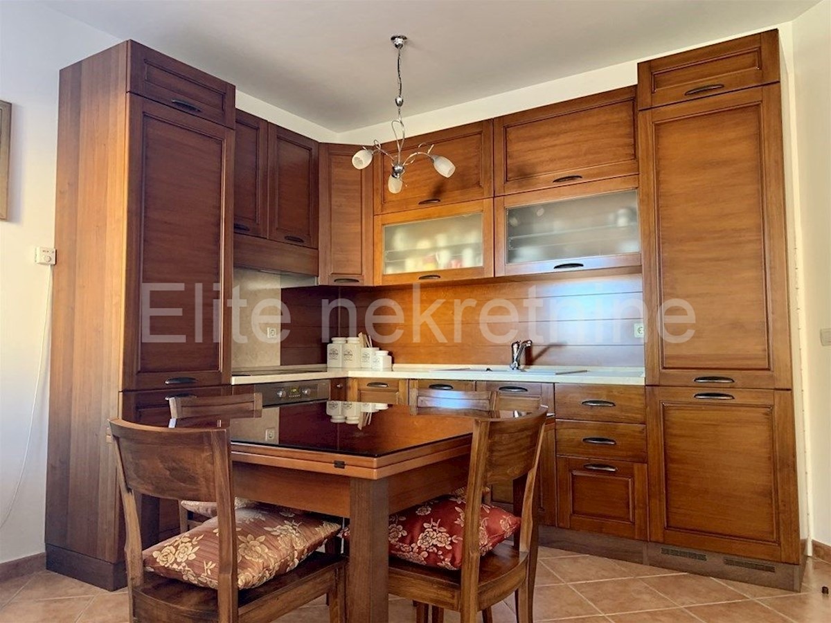 Rovigno - appartamento 100 m2