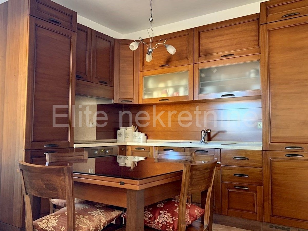 Rovigno - appartamento 100 m2