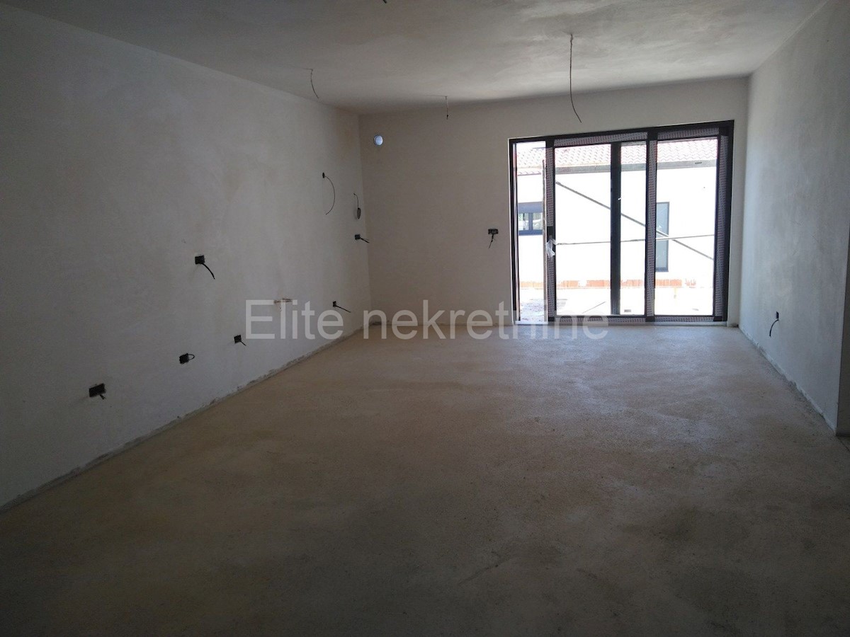 Parenzo - appartamento di 83m2 e terrazza sul tetto di 55,90 m2