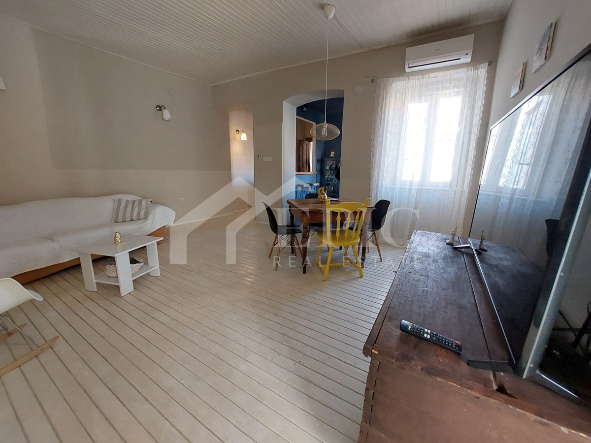 Zadar, penisola - appartamento arredato con due stanze
