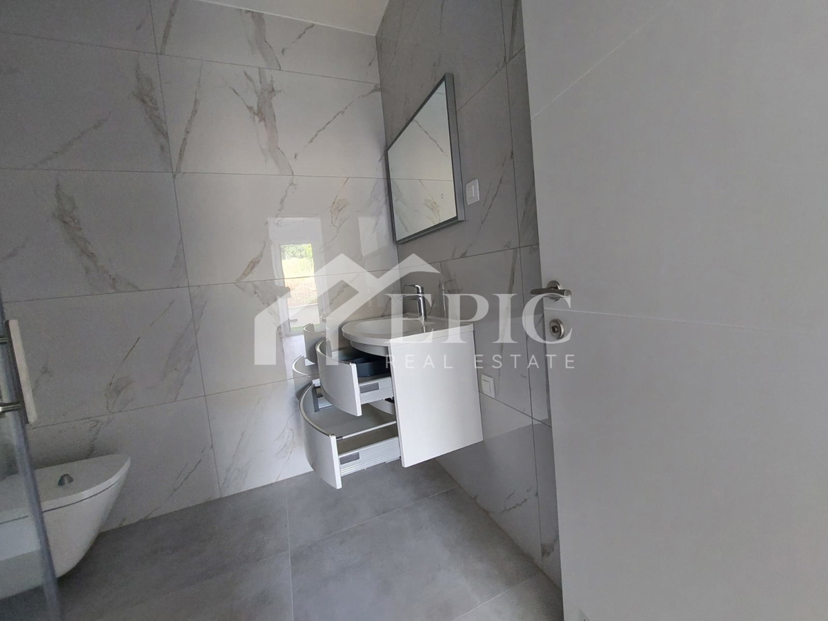 KOŽINO, ZADAR - APPARTAMENTO TRILOCALE CON PISCINA