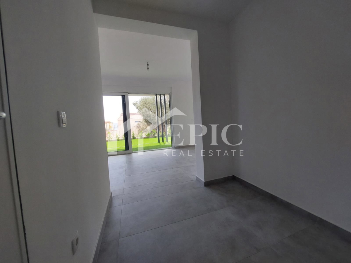 KOŽINO, ZADAR - APPARTAMENTO TRILOCALE CON PISCINA